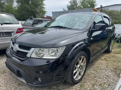 Gebraucht Fiat Freemont 280 PS (205 kW) 2012 Schwarz SUV