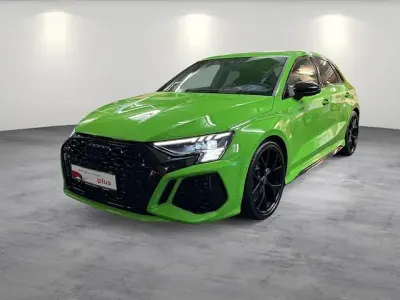 Gebraucht Audi RS3 Sportback Ambiente 400 PS (294 kW) 2023 Kyalamigrün Kleinwagen