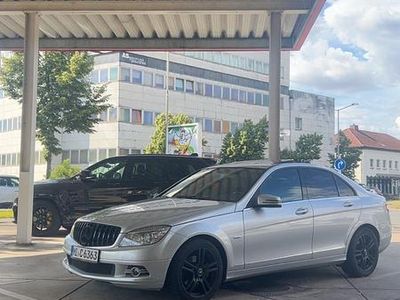 Mercedes C200