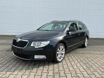 Gebraucht Skoda Superb 110 PS (80 kW) 2013 Schwarz Kombi