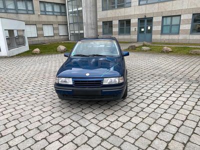 Usata Opel Vectra 90 CV (66 kW) 1993 Blu Berlina