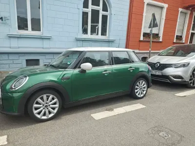 Gebraucht Mini Cooper Classic 136 PS (100 kW) 2021 Grün Kleinwagen