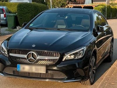 Mercedes CLA220 Shooting Brake