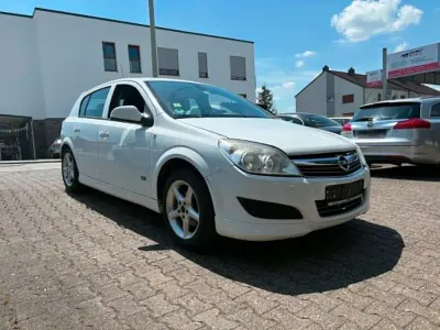 Gebraucht Opel Astra OPC 116 PS (85 kW) 2009 Weiß Kleinwagen