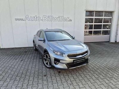 Gebraucht Kia XCeed Spirit 141 PS (103 kW) 2022 Lunarsilber metallic SUV