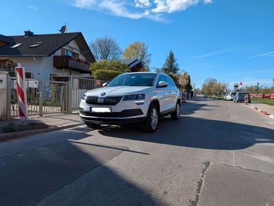 Weiß Gebraucht 2018 Skoda Karoq Style SUV | 20.999 € (Etwas zu teuer)