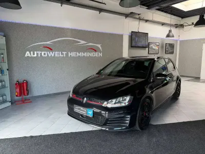 Gebraucht VW Golf VII GTI 230 PS (169 kW) 2013 Deep black perleffekt Kleinwagen