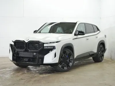 Używany BMW XM Performance 653 KM (480 kW) 2025 Biały SUV