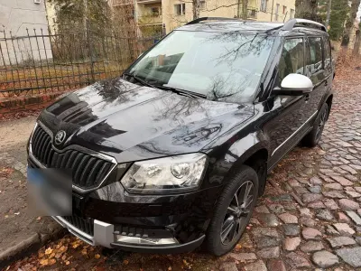 Gebraucht Skoda Yeti Ambition 125 PS (91 kW) 2015 Schwarz SUV
