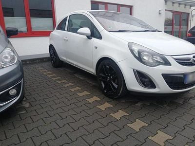 Gebraucht Opel Corsa 69 PS (50 kW) 2013 Weiß Kleinwagen