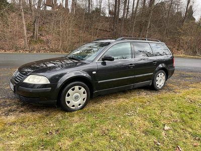 Gebraucht VW Passat 102 PS (75 kW) 2002 Schwarz Kombi