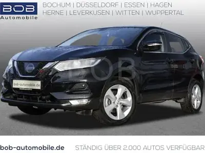 Używany Nissan Qashqai Acenta 140 KM (102 kW) 2017 Czarny SUV
