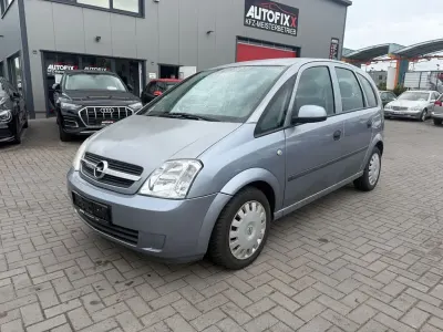Używany Opel Meriva Enjoy 101 KM (74 kW) 2003 Srebrny Minivan
