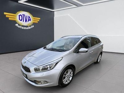 Gebraucht Kia Ceed Sportswagon Spirit 128 PS (94 kW) 2014 Silber Kombi