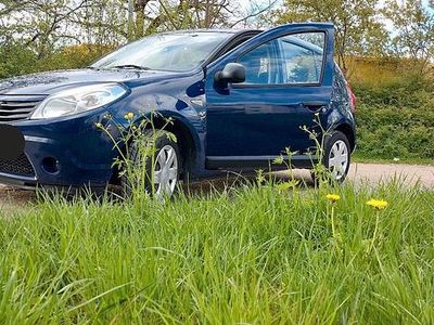 Second-hand Dacia Sandero Ambiance 75 CP (55 kW) 2009 Albastru Berlinǎ