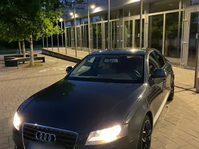 Gebraucht Audi A4 160 PS (117 kW) 2008 Grau Limousine