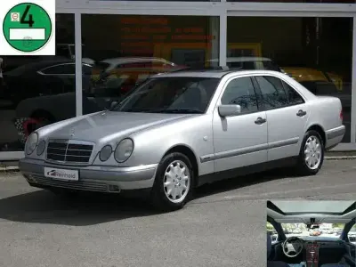 Używany Mercedes E280 Classic 193 KM (141 kW) 1996 Srebrny Sedan/Limuzyna