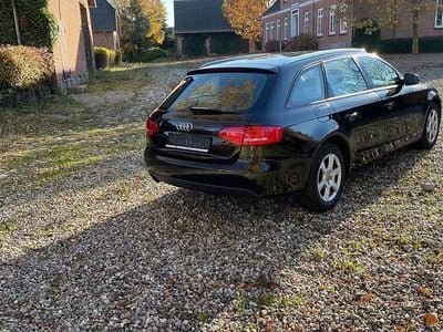 Schwarz Gebraucht 2010 Audi A4 Limousine | 7.490 € (Fairer Preis)