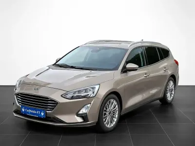 Używany Ford Focus Titanium 151 KM (111 kW) 2019 Srebrny Sedan/Limuzyna