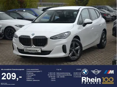 Gebraucht BMW 220 Active Tourer 170 PS (125 kW) 2025 Weiß Van / Kleinbus