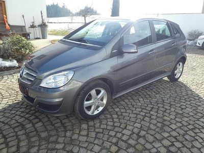 Gebraucht Mercedes B160 95 PS (69 kW) 2010 Grau Van / Kleinbus