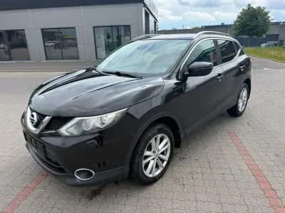 Gebraucht Nissan Qashqai Tekna 110 PS (80 kW) 2017 Schwarz SUV