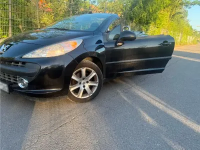 Gebraucht Peugeot 207 CC 120 PS (88 kW) 2008 Schwarz Cabrio