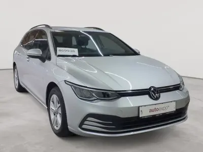 Gebraucht VW Golf VIII Life 116 PS (85 kW) 2023 Reflexsilber metallic Kombi