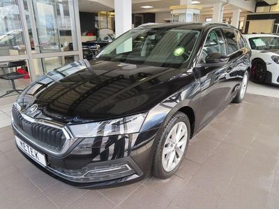Schwarz Gebraucht 2023 Skoda Octavia Style Kombi | 23.980 € (Fairer Preis)