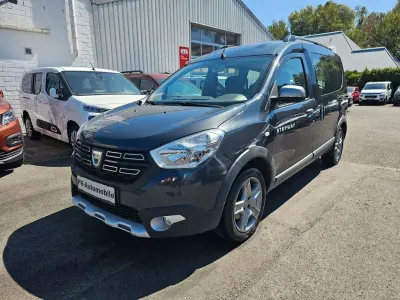 Gebraucht Dacia Dokker Stepway 131 PS (96 kW) 2020 Grau Van / Kleinbus