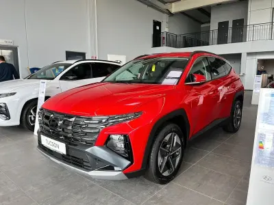 Neu Hyundai Tucson Trend 150 PS (110 kW) 2025 Rot SUV