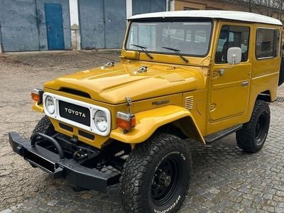 Usata Toyota Land Cruiser 137 CV (100 kW) 1984 Giallo SUV