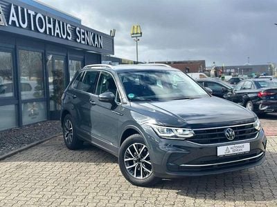 Gebraucht VW Tiguan Life 150 PS (110 kW) 2023 Grau SUV