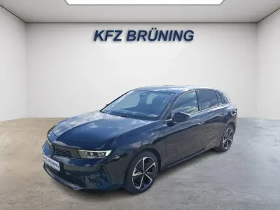 Gebraucht Opel Astra 145 PS (106 kW) 2024 Karbon schwarz (metallic) Kleinwagen