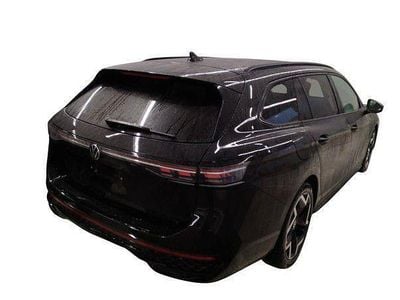 Gebraucht VW Passat Style 193 PS (141 kW) 2025 Grenadillschwarz metallic Kombi