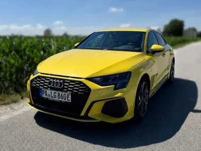 Gebraucht Audi A3 Design 204 PS (150 kW) 2021 Gelb Limousine