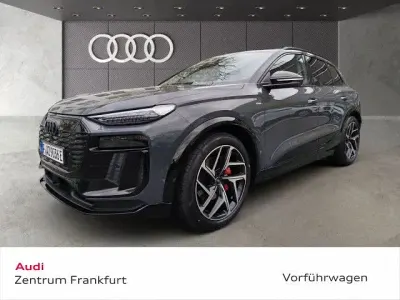 Używany Audi Q6 e-tron S-Line 314 kW (428 KM) 2026 Szary SUV