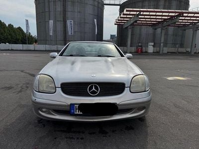 Silber Gebraucht 2001 Mercedes SLK200 Cabrio | 3.499 € (Fairer Preis)