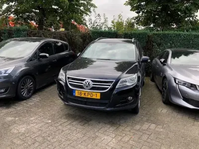 Gebraucht VW Tiguan Sport 150 PS (110 kW) 2010 Schwarz SUV