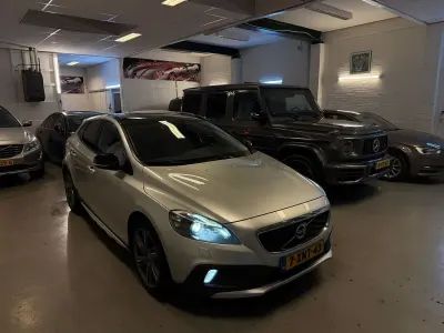 Gebraucht Volvo V40 CC 190 PS (139 kW) 2014 Grau Kombi
