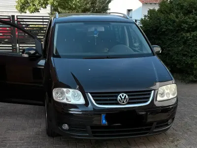 Gebraucht VW Touran 110 PS (80 kW) 2004 Schwarz Van / Kleinbus
