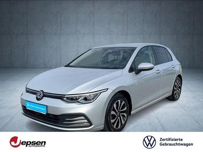 Second-hand VW Golf VIII Active 150 CP (110 kW) 2022 Argintiu Berlinǎ