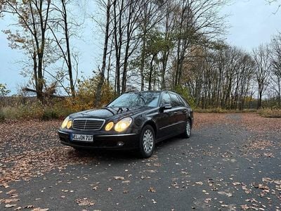 Mercedes E220