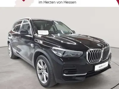 Gebraucht BMW X5 Sport Line 394 PS (289 kW) 2022 Schwarz uni SUV
