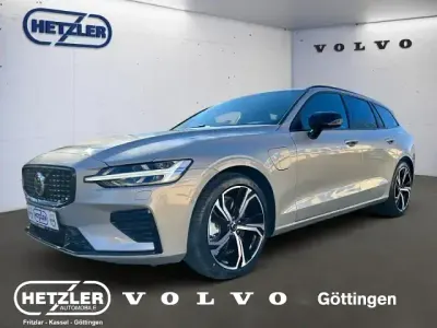Gebraucht Volvo V60 Plus 146 PS (107 kW) 2025 Silber Kombi