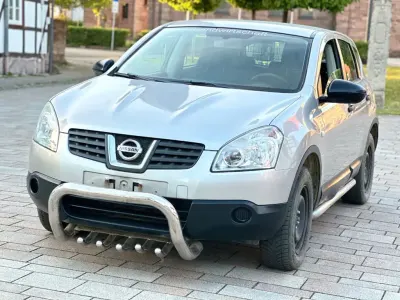 Gebraucht Nissan Qashqai Visia 141 PS (103 kW) 2008 Silber SUV