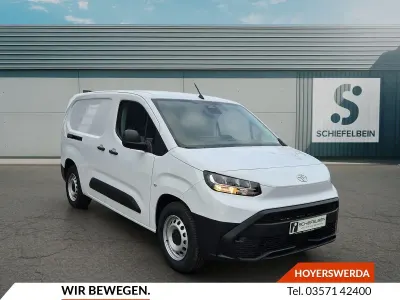 Neu Toyota Proace City City 100 kW (136 PS) 2026 Ice white Van / Kleinbus