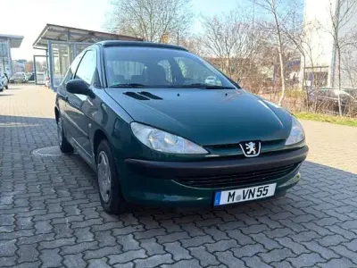 Używany Peugeot 206 88 KM (64 kW) 2000 Zielony Sedan/Limuzyna
