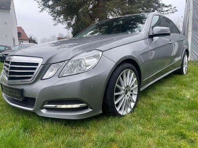 Gebraucht Mercedes E200 184 PS (135 kW) 2012 Grau Limousine