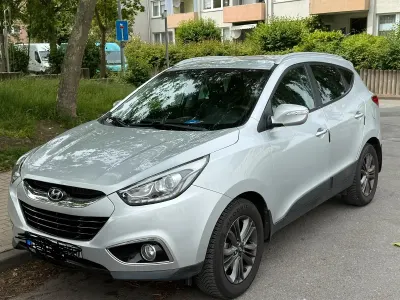 Gebraucht Hyundai Tucson 166 PS (122 kW) 2014 Silber SUV